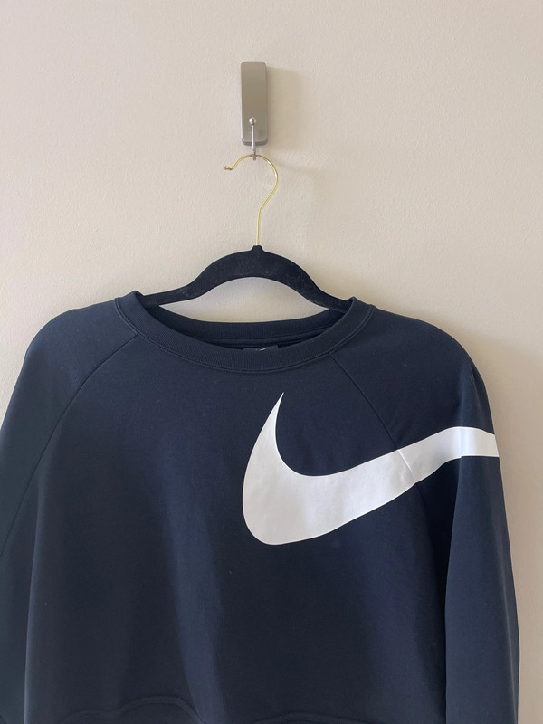 Nike swoosh cropped crewneck sweatshirt 2