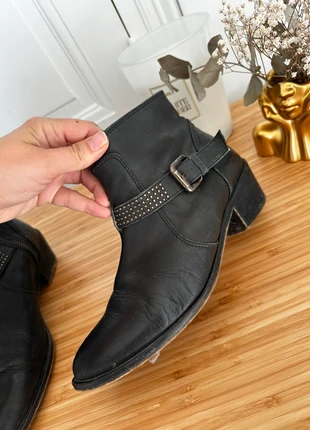 Bottine cuir noir, marque: Zara, état: Très bon état, taille: 38, 2,00 €, 2,80 € Protection acheteurs incluse