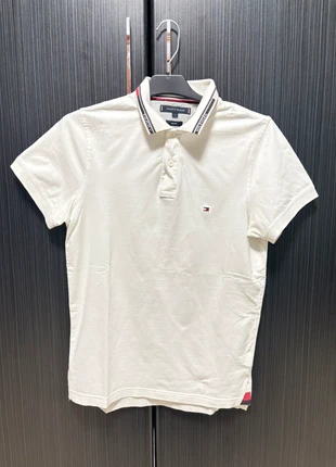 Polo blanco Tommy Hilfiger talla S, merk: Tommy Hilfiger, staat: Nieuw zonder prijskaartje, maat: S, € 7,00, € 8,05 inclusief Kopersbescherming