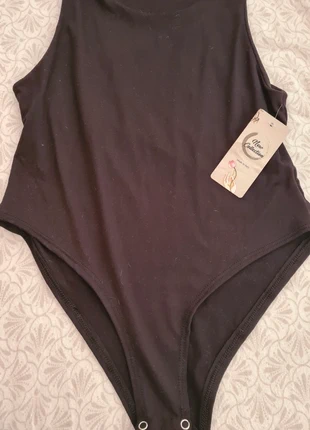 Body seda , marca: Italy Moda, estado: Novo com etiquetas, tamanho: Tamanho único, €10.00, €11.20 inclui Proteção do Comprador