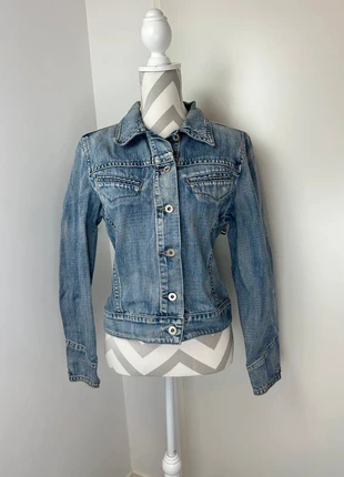 Veste en jean Dolce & Gabbana bleu denim motif paillette à l’arrière multicolore y2k vintage - L, merk: Dolce & Gabbana, staat: Heel goed, maat: L / 40 / 12, € 70,00, € 74,20 inclusief Kopersbescherming