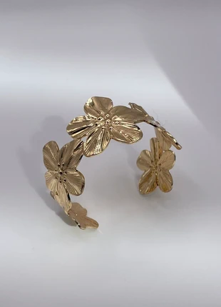 Bracelet Fleur NEUF, état: Neuf avec étiquette, 8,99 €, 10,14 € Protection acheteurs (Pro) incluse