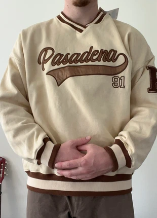 College Spellout Jumper, brand: Pull & Bear, condition: New with tags, size: M / 38 / 10, €29.99, €32.19 includes Buyer Protection