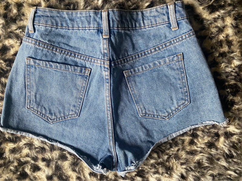 Pantaloncino jeans 2