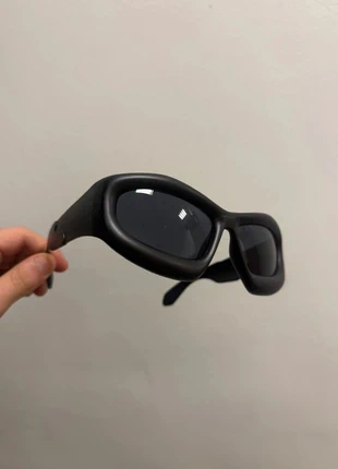 🖤 Futuristic Shield y2k black sunglasses vintage Streetwear Vibes, marque: Vintage Dressing, état: Très bon état, 13,90 €, 15,30 € Protection acheteurs incluse