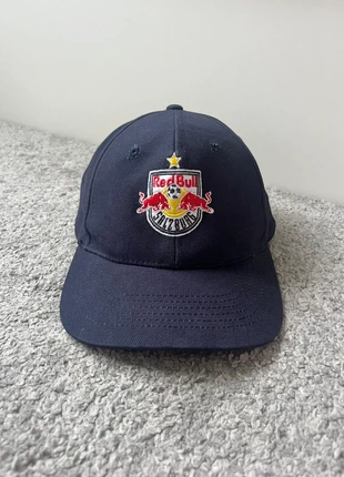 Casquette Foot RedBull Salzburg, marke: Red Bull, zustand: Sehr gut, größe: Einheitsgröße, 9,99 €, 11,19 € inklusive Vinted-Käuferschutz