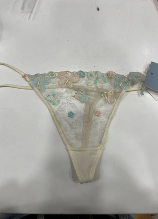 Tanga University Andrés Sarda, merk: Andres Sarda, staat: Nieuw met prijskaartje, maat: M / 38 / 10, € 12,95, € 14,30 inclusief Kopersbescherming