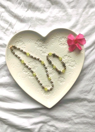 Lot Collier + Bracelet en Perles Nacrées Dorées et Losanges Jaunes, marque: Fait Main, état: Neuf sans étiquette, 3,00 €, 3,85 € Protection acheteurs incluse