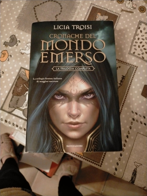 Cronache del mondo emerso: La trilogia completa by Licia Troisi