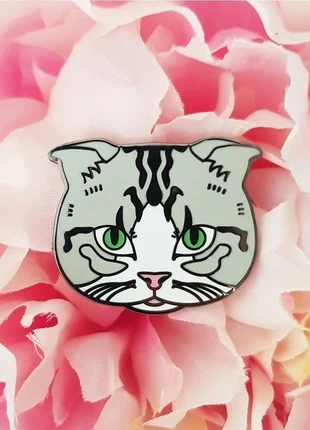 Taylor Swift Meredith Enamel Pin, brand: gemmarosepins, condition: New without tags, £4.00, £4.90 includes Buyer Protection
