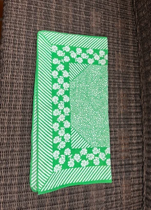 Bandana vert et blanc 48 x 48 cm, brand: Vintage, condition: Very good, €2.30, €3.12 includes Buyer Protection