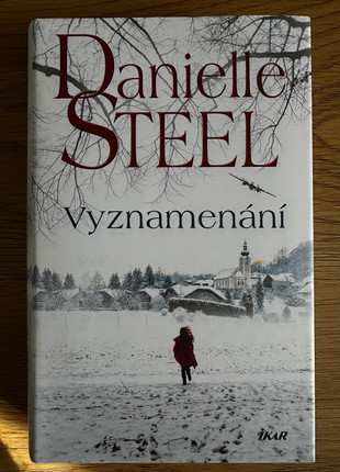 Obrázek k inzerátu: Vyznamenání - Danielle Steel