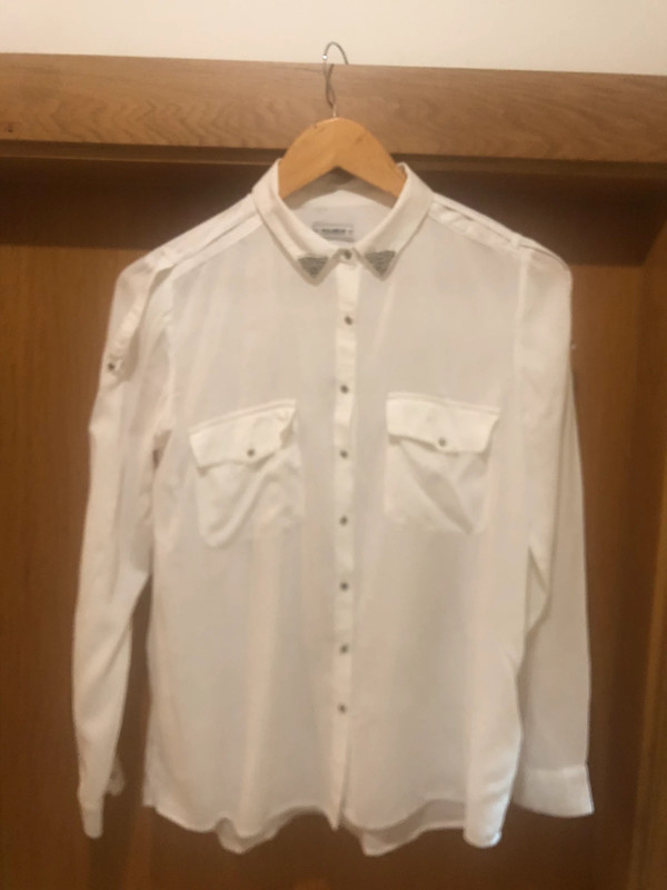 Camisa branca pull&bear 1