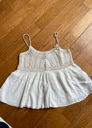 Haut Zara Blanc , marque: Zara, état: Très bon état, taille: S / 36 / 8, 10,00 €, 11,20 € Protection acheteurs incluse