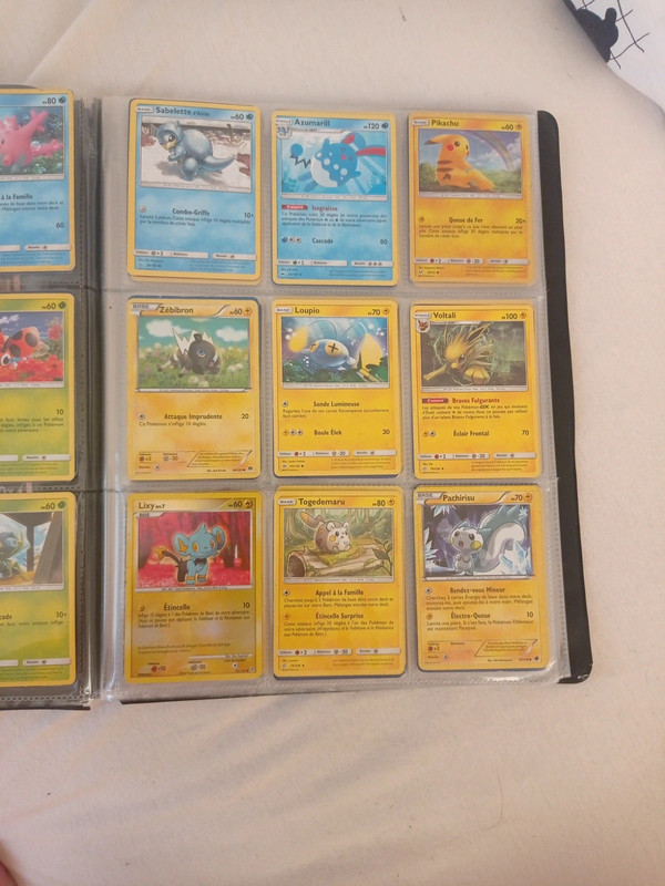 Pokémon - Cahier Range-Cartes Pikachu 80 Cartes