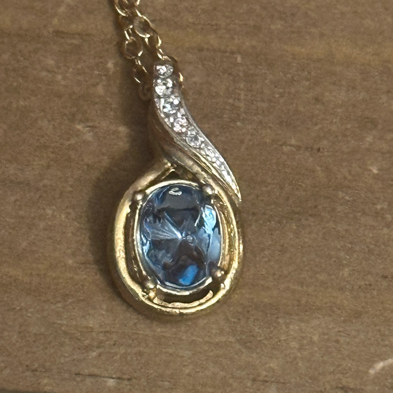Vintage Aquamarine pendant necklace 4