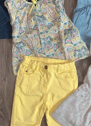 Ensemble pantalon et blouse 18 mois , marque: Tape à l'œil, état: Très bon état, taille: 12-18 mois / 80 cm, 8,00 €, 9,10 € Protection acheteurs incluse