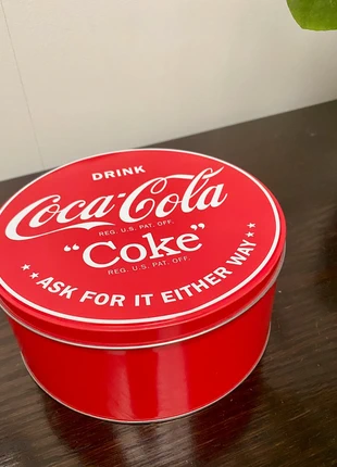 Boîte Coca-Cola vintage en métal (début des années 2000), marque: Coca-Cola, état: Très bon état, 5,00 €, 5,95 € Protection acheteurs incluse