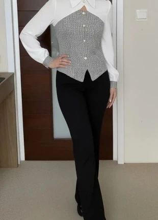 Chemisier bicolore chic à manches longues – Taille S, merk: Atelier Liora, staat: Heel goed, maat: S / 36 / 8, € 29,90, € 32,10 inclusief Kopersbescherming Pro