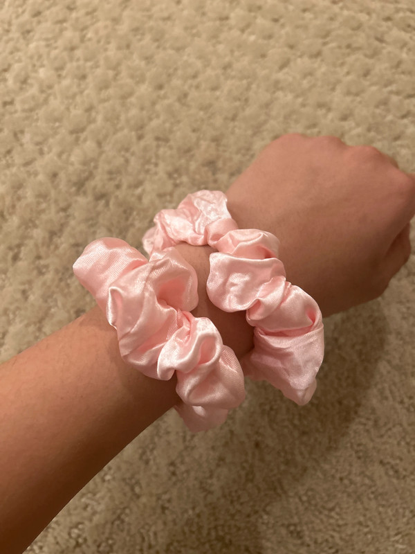 Pink scrunchies 2