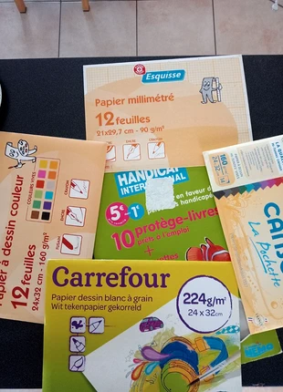Lot papier dessin, brand: BLANC, condition: Very good, size: Preemie, up to 44cm, €8.00, €9.10 includes Buyer Protection
