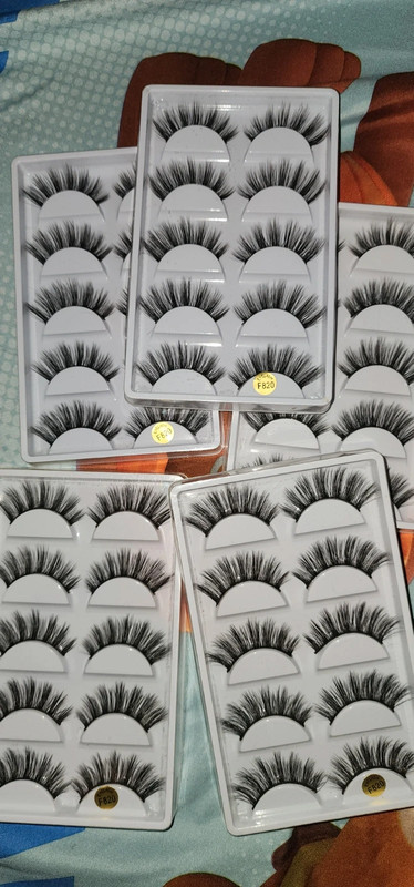 Eyelashes Black Pack of 5 Pairs) F820 1