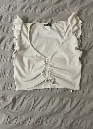 Top court blanc manche froufrou Zara taille L, marca: Zara, estado: Muito bom, tamanho: L / 40 / 12, €5.90, €6.90 inclui Proteção do Comprador