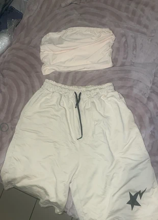 Lot short & top bandeau, condition: Very good, size: L / 40 / 12, €3.00, €3.85 includes Buyer Protection