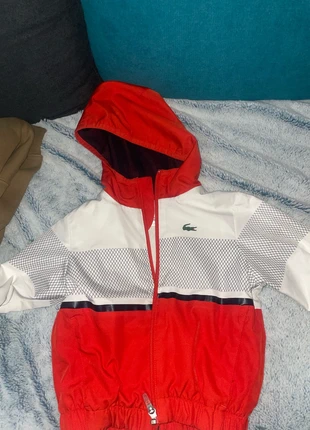 veste lacoste, marca: Lacoste, estado: Muito bom, tamanho: 4 anos / 104 cm, €27.00, €29.05 inclui Proteção do Comprador