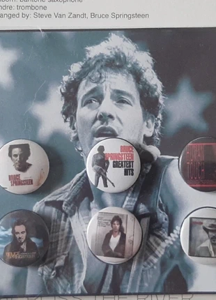 Pins Bruce Springsteen, marque: badges n'co, état: Neuf avec étiquette, 7,50 €, 8,58 € Protection acheteurs incluse
