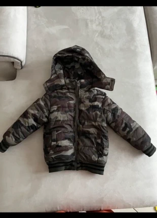 Y2k giacca piumino bimbo 4 anni doudoune camouflage bebe 4 chaqueta Nino 4 anos, marke: J.D.L - STAR, zustand: Sehr gut, größe: 4 Jahre / 104, 13,00 €, 14,35 € inklusive Vinted-Käuferschutz