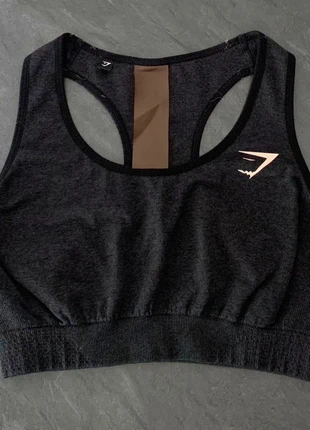 Brassière Gymshark taille S noir, marque: Gymshark, état: Très bon état, taille: S, 7,00 €, 8,05 € Protection acheteurs incluse