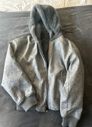 Veste bomber avec fourrure, marque: Zara, état: Neuf sans étiquette, taille: M, 70,00 €, 74,20 € Protection acheteurs incluse