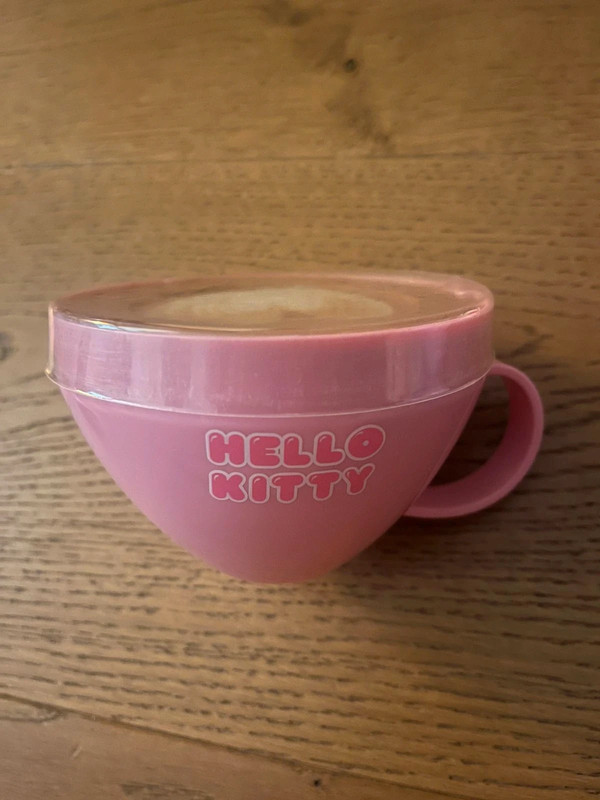 Hello Kitty Cappuccino, Giocattoli per Bambini