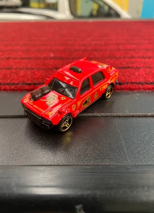 Modellino "Time Attaxi" Hot Wheels scala 1/64, marke: Hot Wheels, zustand: Sehr gut, größe: Einheitsgröße, 1,20 €, 1,96 € inklusive Vinted-Käuferschutz