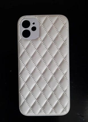 Hoesje iPhone11 wit/creme lederlook geruit, staat: Nieuw zonder prijskaartje, € 1,50, € 2,28 inclusief Kopersbescherming
