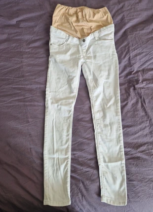 Jean blanc de maternité taille 38, merk: Premaman, staat: Heel goed, maat: M / 38 / 10, € 4,99, € 5,94 inclusief Kopersbescherming