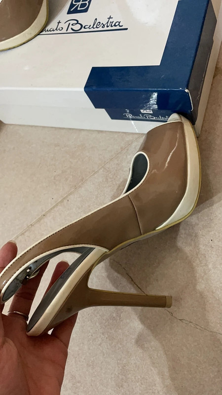 Tacchi sales alti aperti