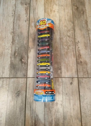 🚗 Set de 40 Mini Voitures – 1/64e Échelle 🏁🔥, marke: Jeux d'enfants, zustand: Neu, mit Etikett, größe: 3 Jahre / 98, 20,00 €, 21,70 € inklusive Vinted-Käuferschutz