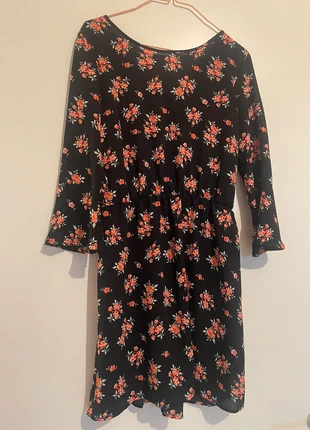 Mini Dress Floreal, marque: H&M Divided, état: Très bon état, taille: M / 38 / 10, 3,00 €, 3,85 € Protection acheteurs incluse