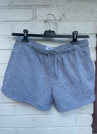 Short gris confort RAD T.L, marque: RAD, état: Neuf sans étiquette, taille: L / 40 / 12, 5,00 €, 5,95 € Protection acheteurs incluse