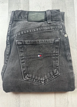 Jean Tommy Hilfiger noir – Taille 6 (38 FR) (11), marca: Tommy Hilfiger, estado: Muito bom, tamanho: M / 38 / 10, €19.90, €21.60 inclui Proteção do Comprador