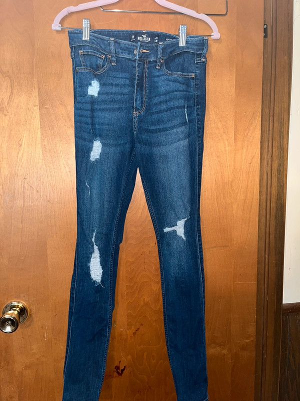 Hollister jeans size 3r 1