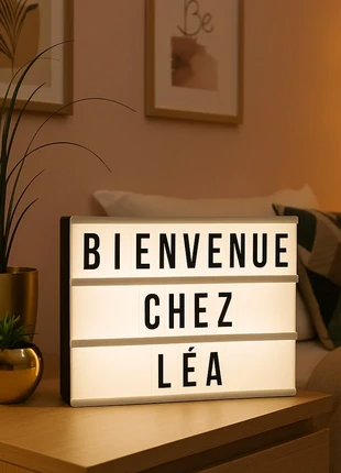 Light box lumineuse personnalisable + lettres, marque: Noir, état: Très bon état, 9,00 €, 10,15 € Protection acheteurs incluse