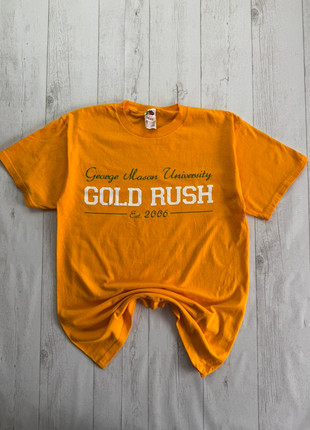 T-shirt jaune rétro George Mason University Gold Rush 2006 slogan Once a Patriot, marque: Vintage Dressing, état: Très bon état, taille: M, 15,00 €, 16,45 € Protection acheteurs incluse