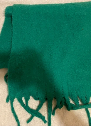 Écharpe verte, marque: Pull & Bear, état: Très bon état, 5,00 €, 5,95 € Protection acheteurs incluse
