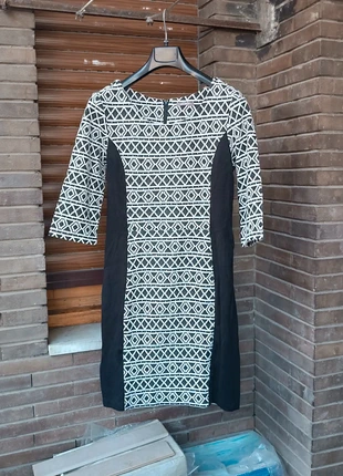 Abito vintage con fantasia geometrica, merk: ORSAY, staat: Nieuw zonder prijskaartje, maat: S / 36 / 8, € 5,00, € 5,95 inclusief Kopersbescherming