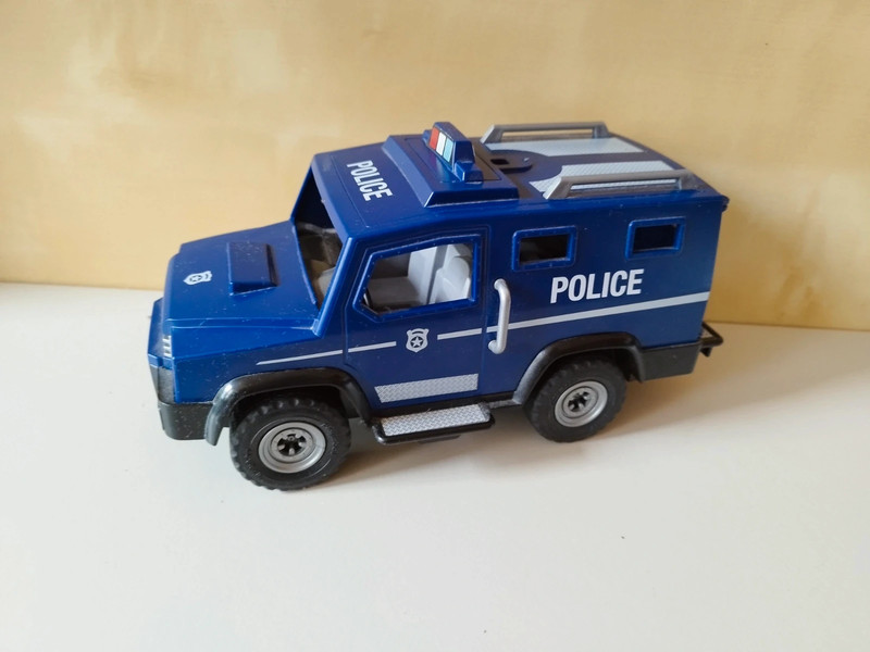 Playmobil furgon blindado hotsell