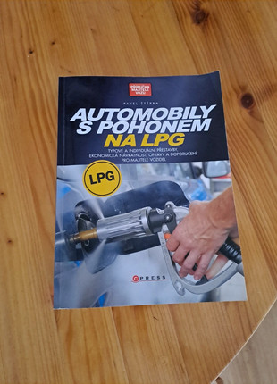 Obrázek k inzerátu: Kniha Automobily s pohonem LPG