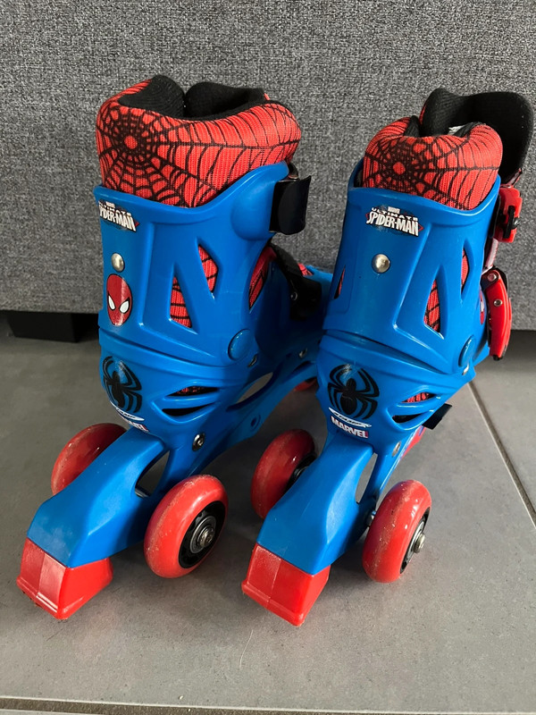 Spider-man rollers en ligne 3 roues